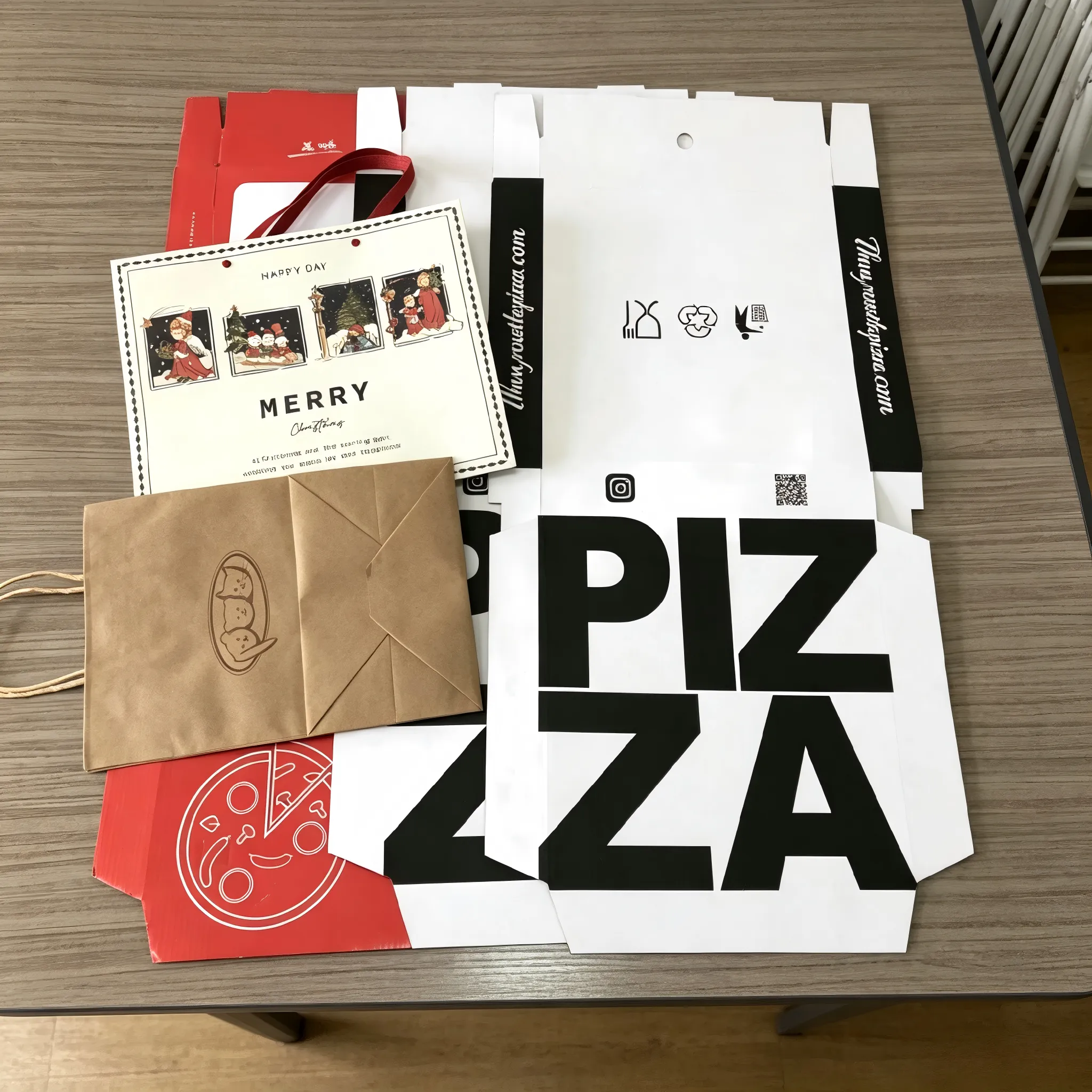 Zemeijia, Pizza Paketleme Örneklerini Kanada'ya Teslim Ediyor
