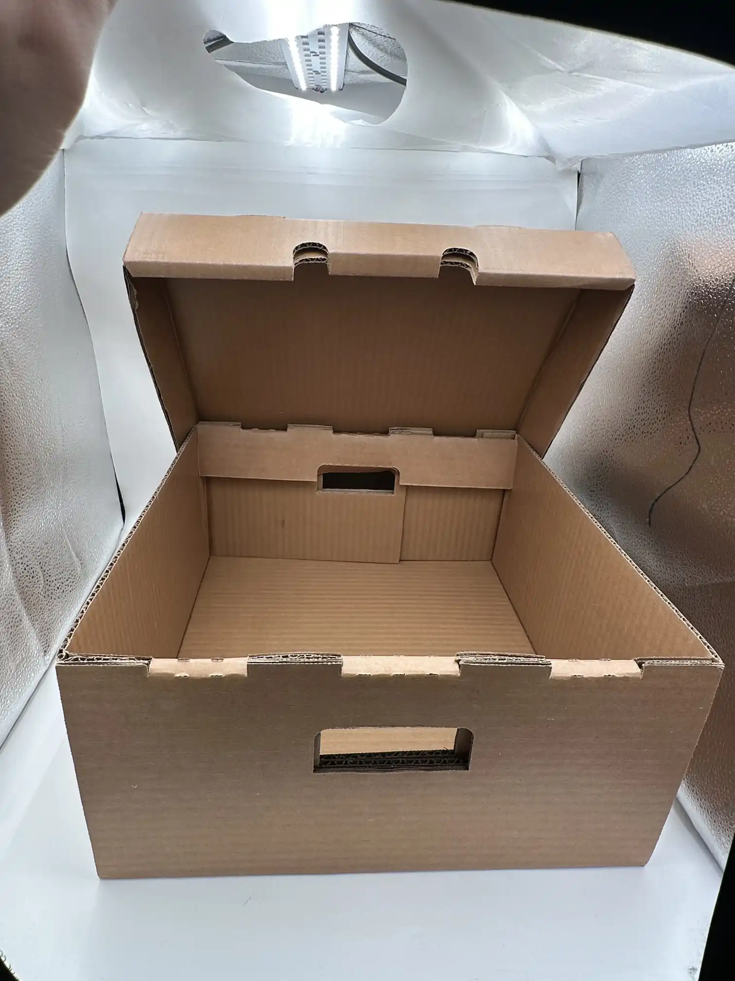 Büyük Mumlu Oluklu Kutu